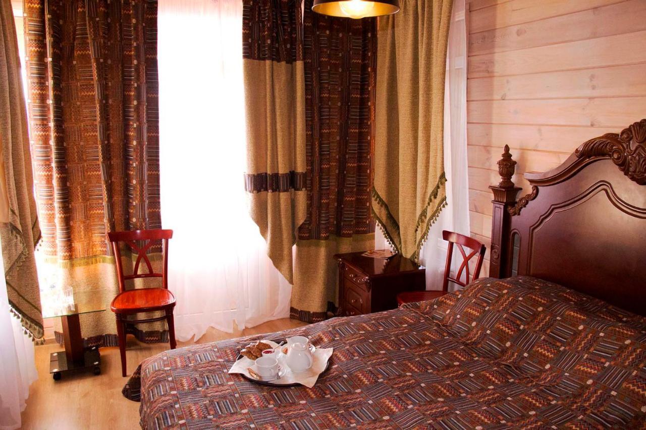 Hotel Fregat เคียฟ ภายนอก รูปภาพ