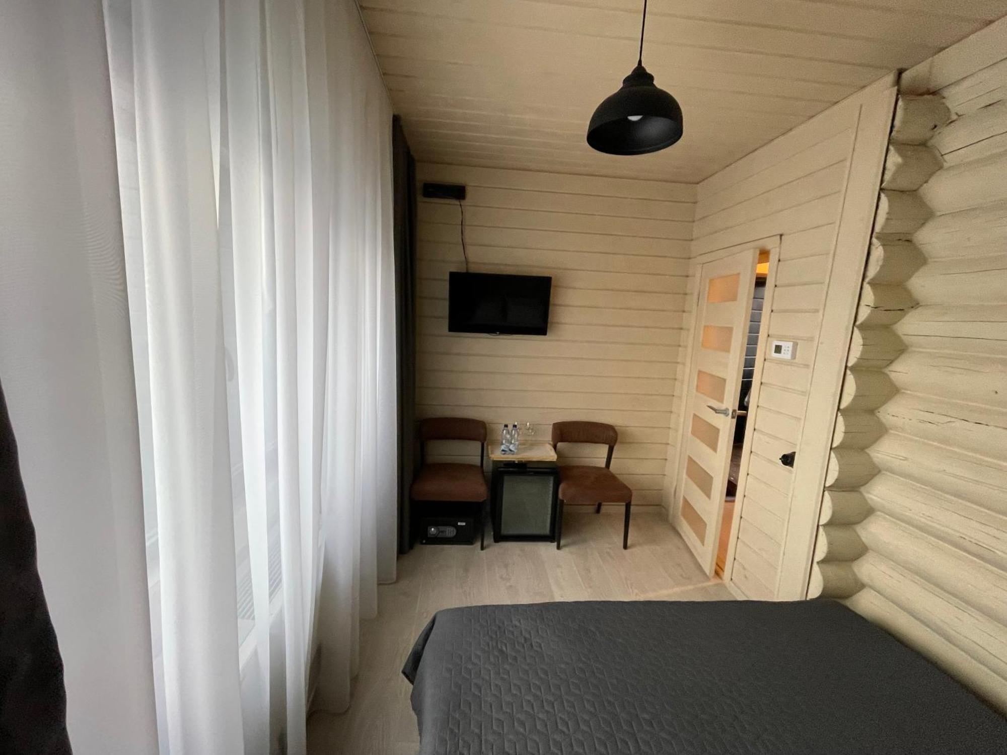 Hotel Fregat เคียฟ ภายนอก รูปภาพ