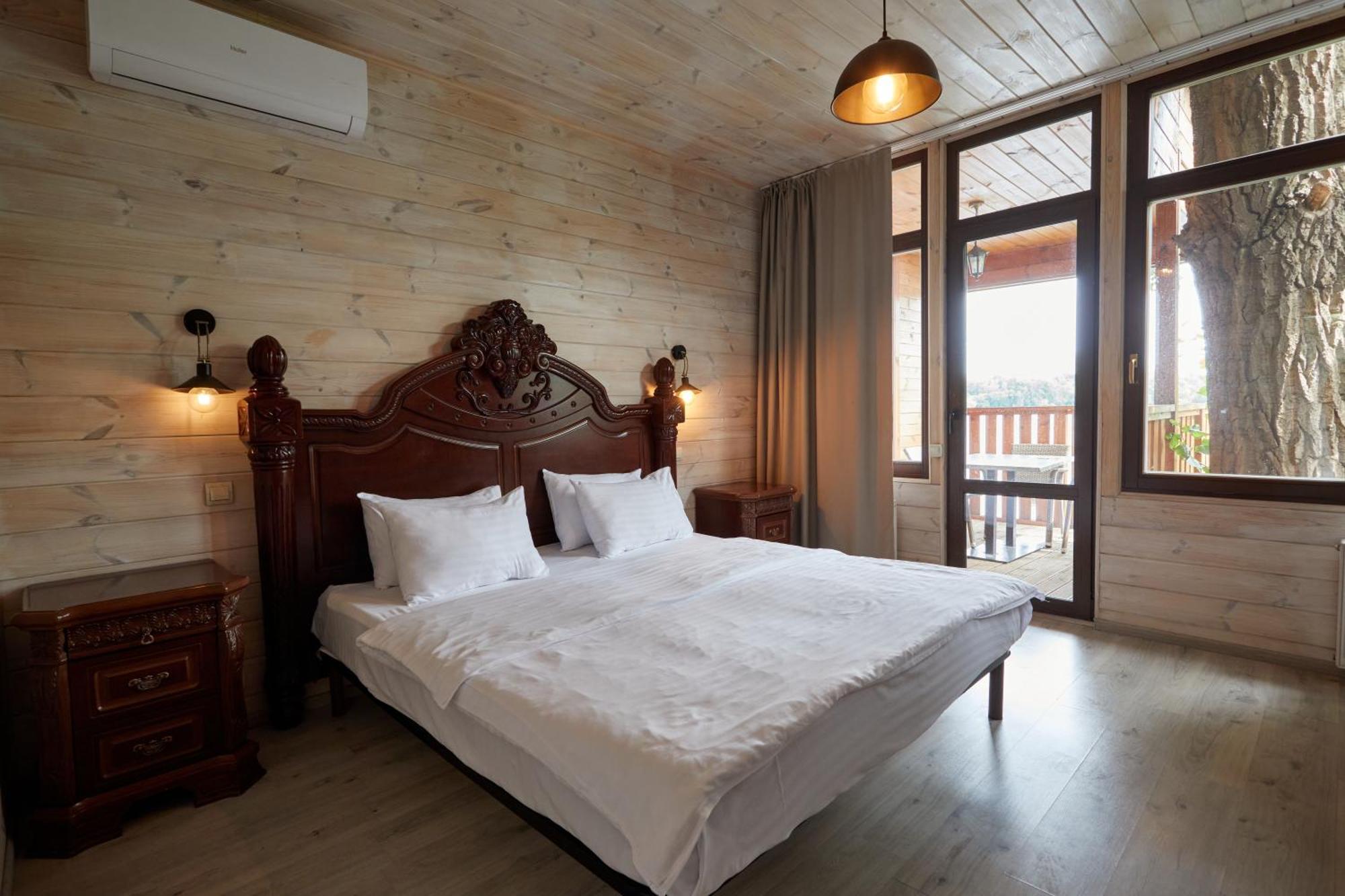 Hotel Fregat เคียฟ ภายนอก รูปภาพ